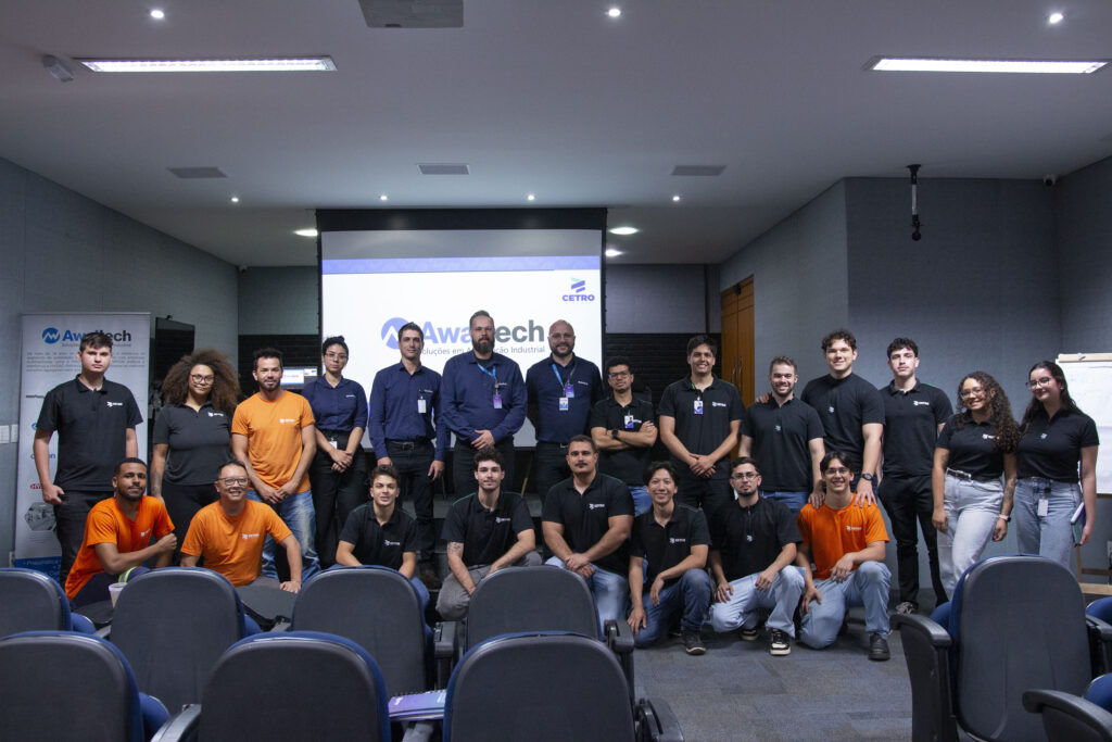 Fotografias dos treinamentos realizados às equipes da CetroX durante o mês de dezembro.