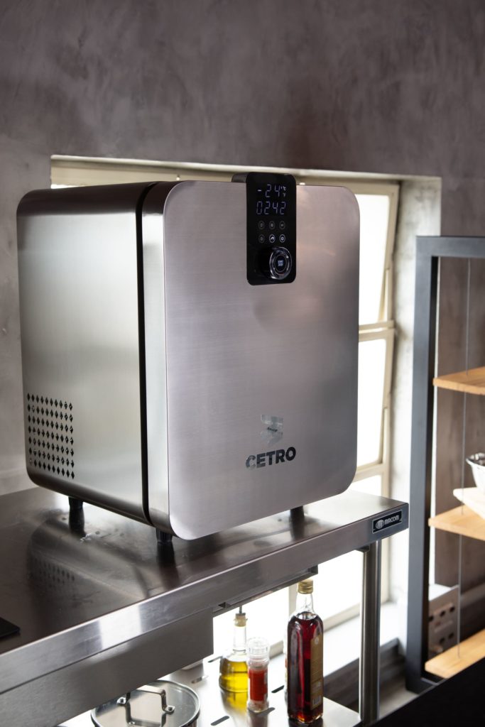 Foto de um Ultracongelador Blastfreezer CBFM 2500 , como exemplo de maquinários para melhorar o ultracongelamento de alimentos no verão 2024.