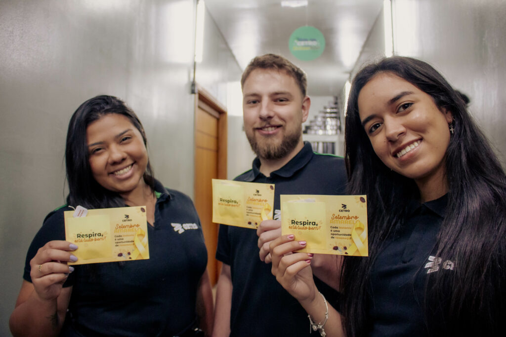 Registros dos palestrantes e colaboradores durante as palestras sobre saúde mental.