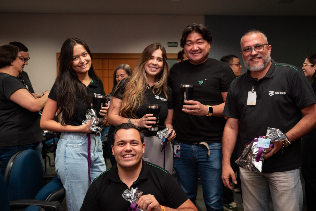 Colaboradores do Departamento Comercial celebrando o Dia do Profissional de Vendas