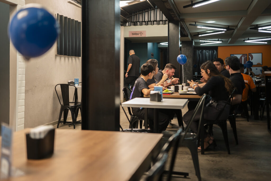 Registros da palestra e do almoço especial em celebração a Campanha Novembro Azul.