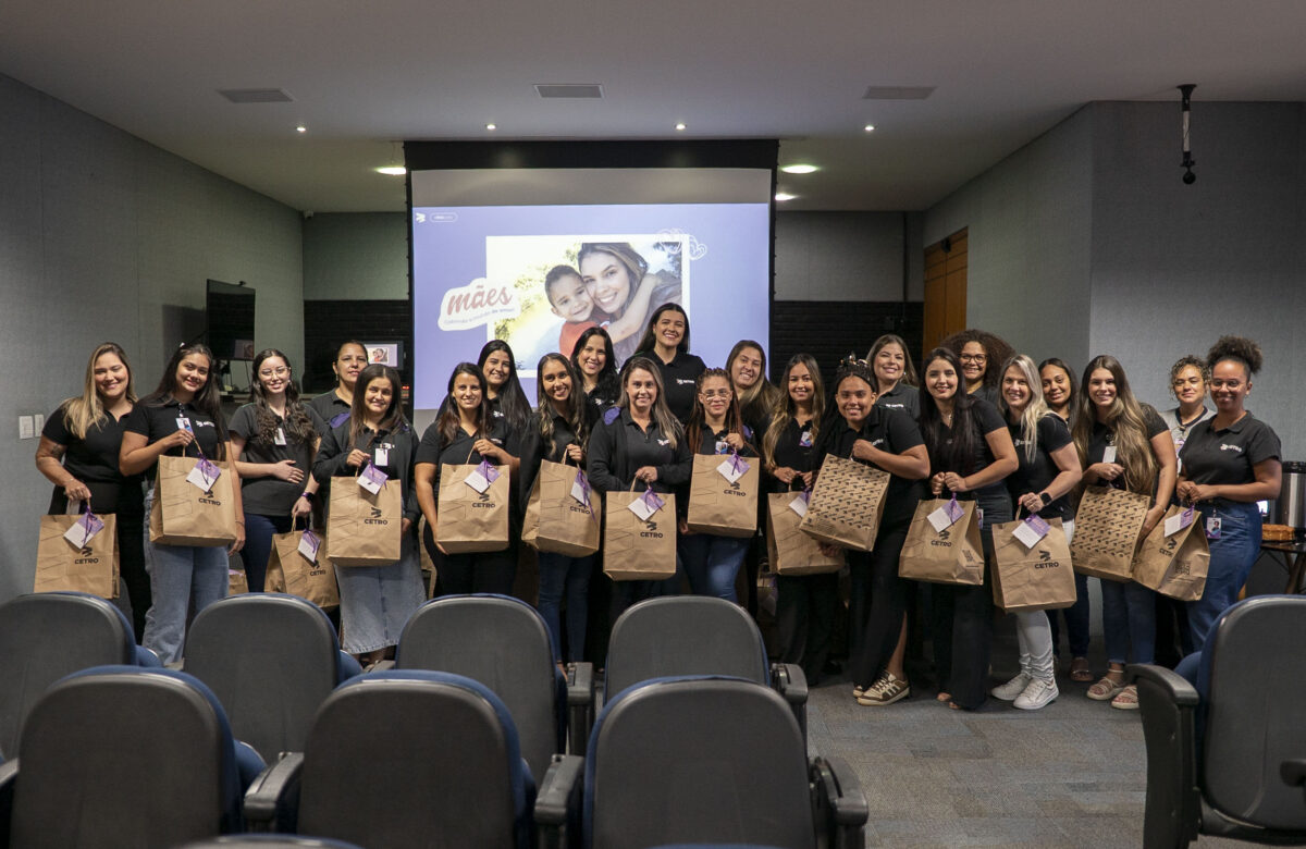 Mamães Cetro: Cobrindo o mundo de amor!