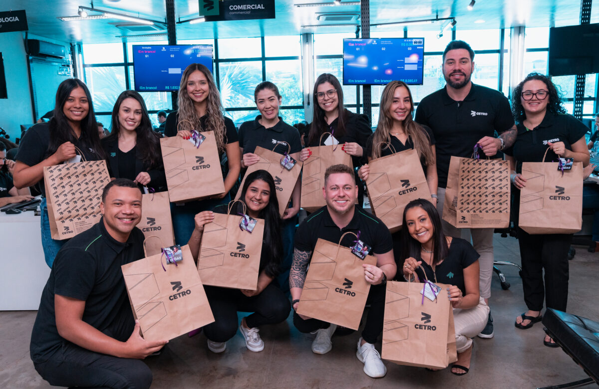 Homenagem à Equipe de Vendas Cetro