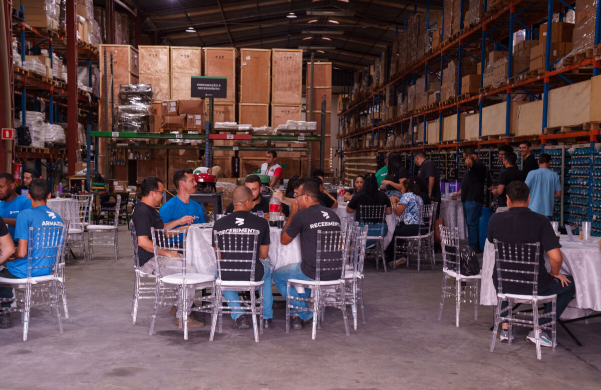 1 ano de Centro de Distribuição Cetro!