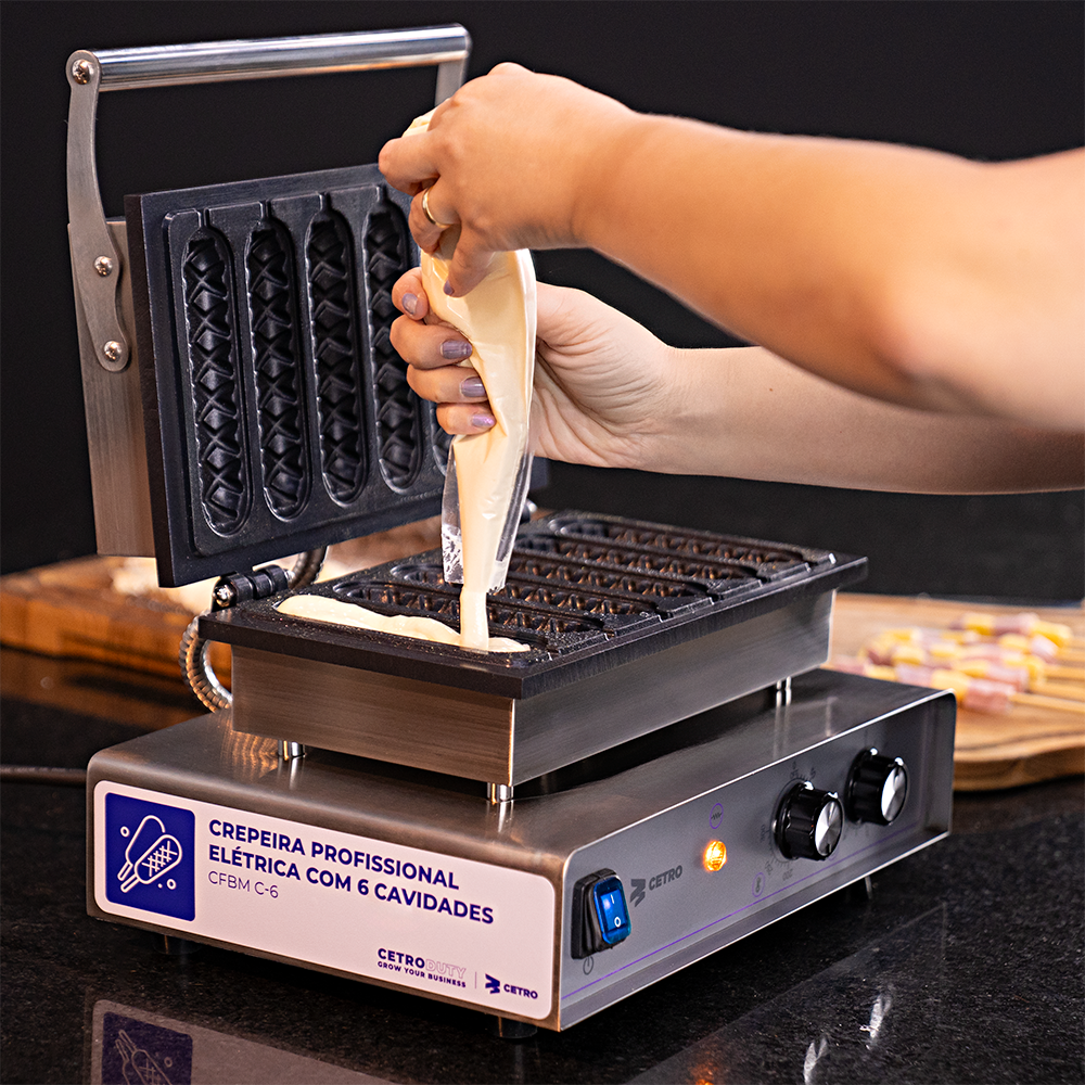Imagens da Crepeira Profissional Elétrica com 6 Cavidades da Cetro.