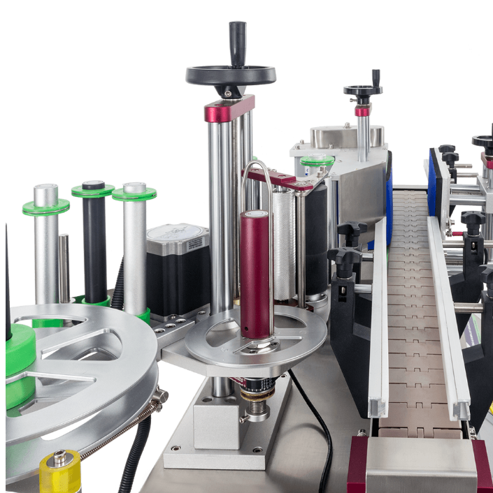 Fotografias da Rotuladora Automática de Frascos Cilíndricos de Bancada CALM T.