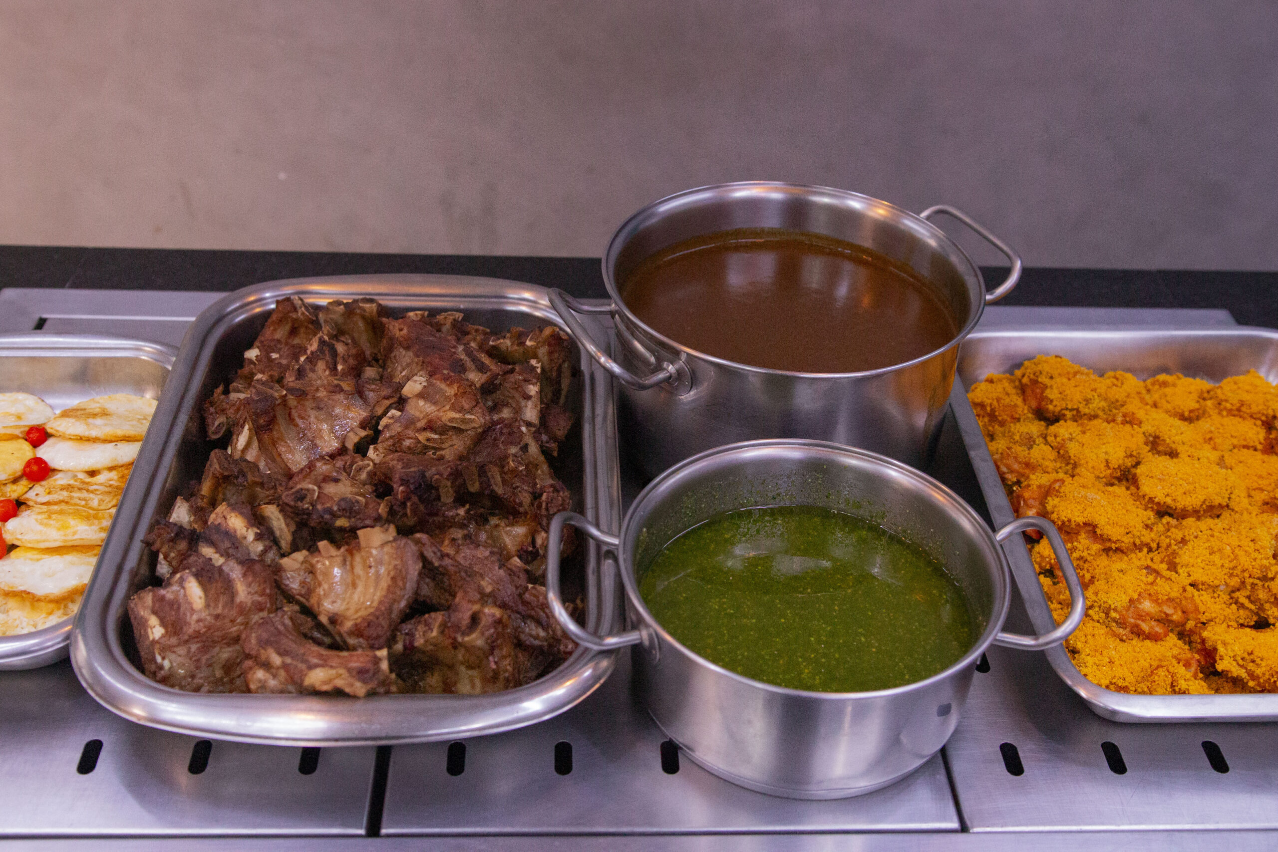 Fotografias dos pratos do almoço temático “Cordel de Sabores” no Restaurante Cetro.