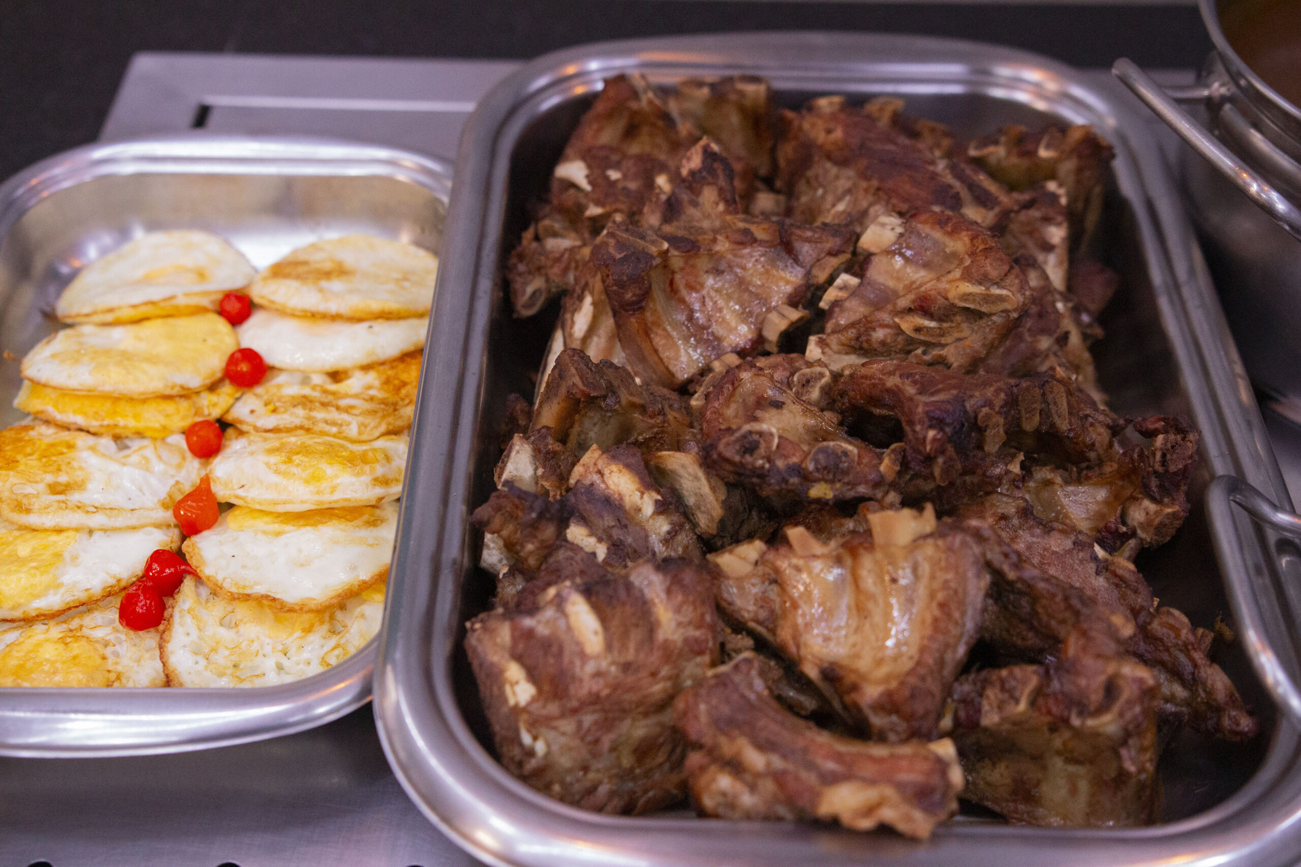 Fotografias dos pratos do almoço temático “Cordel de Sabores” no Restaurante Cetro.