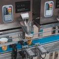 Automatize a dosagem de produtos em copos