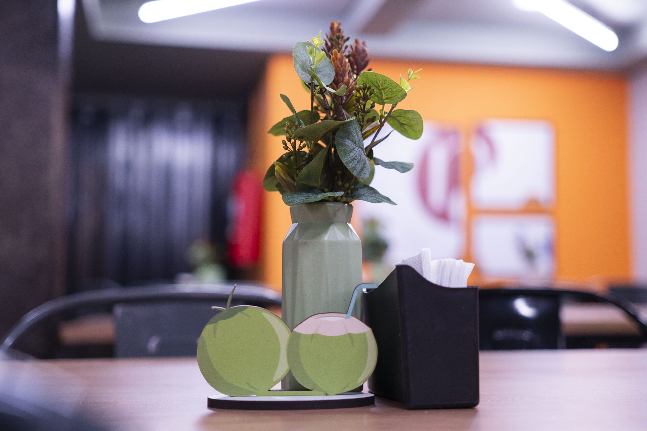 Decorações do almoço especial de Bossa Nova, inspiradas no Rio de Janeiro, no Restaurante Cetro.