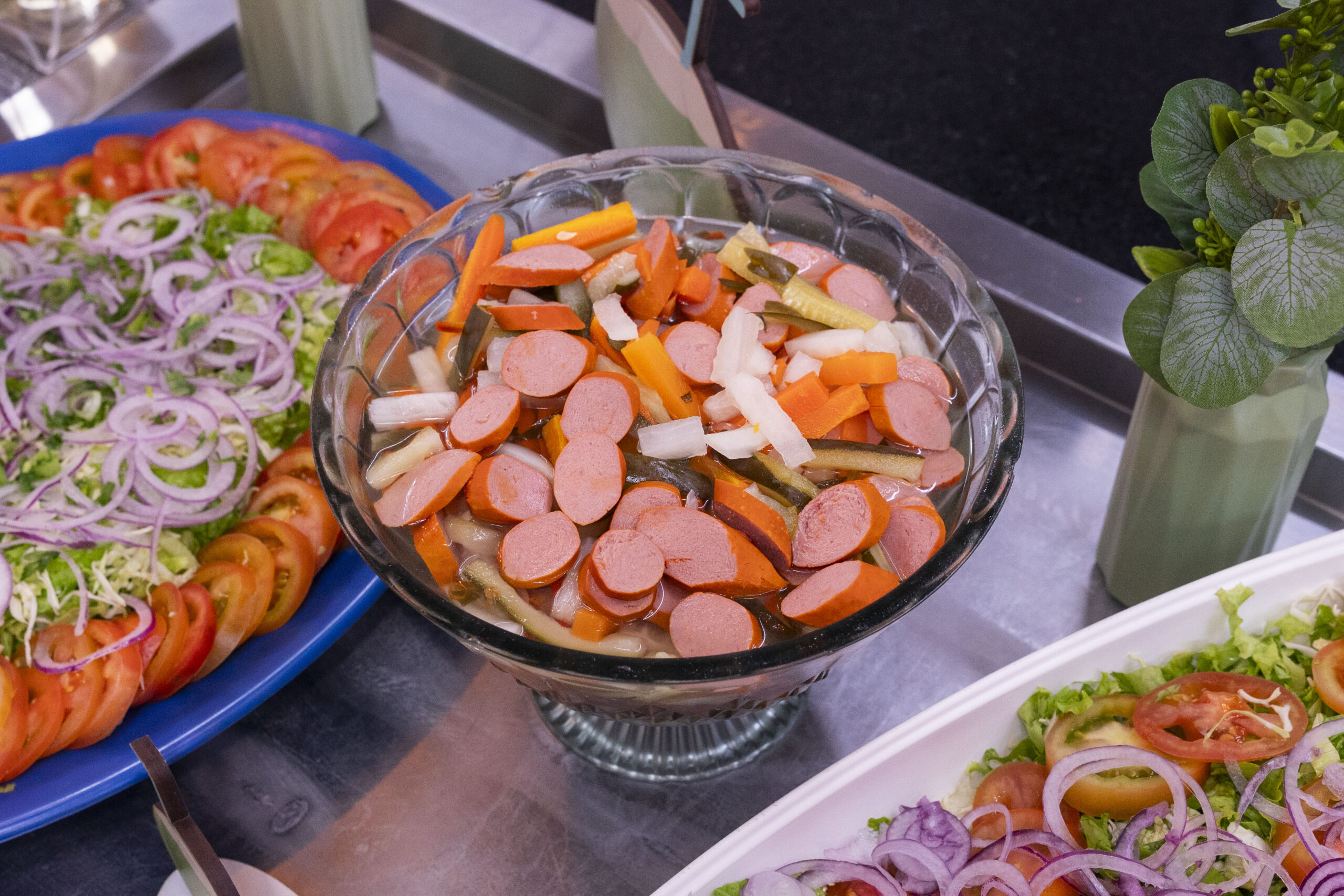 Pratos do almoço especial da Bossa Nova e dos colaboradores da Cetro no restaurante da Matriz.